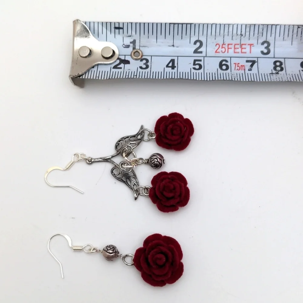 381MIDALANE Assymmetrical Flocked Red Rose Earrings